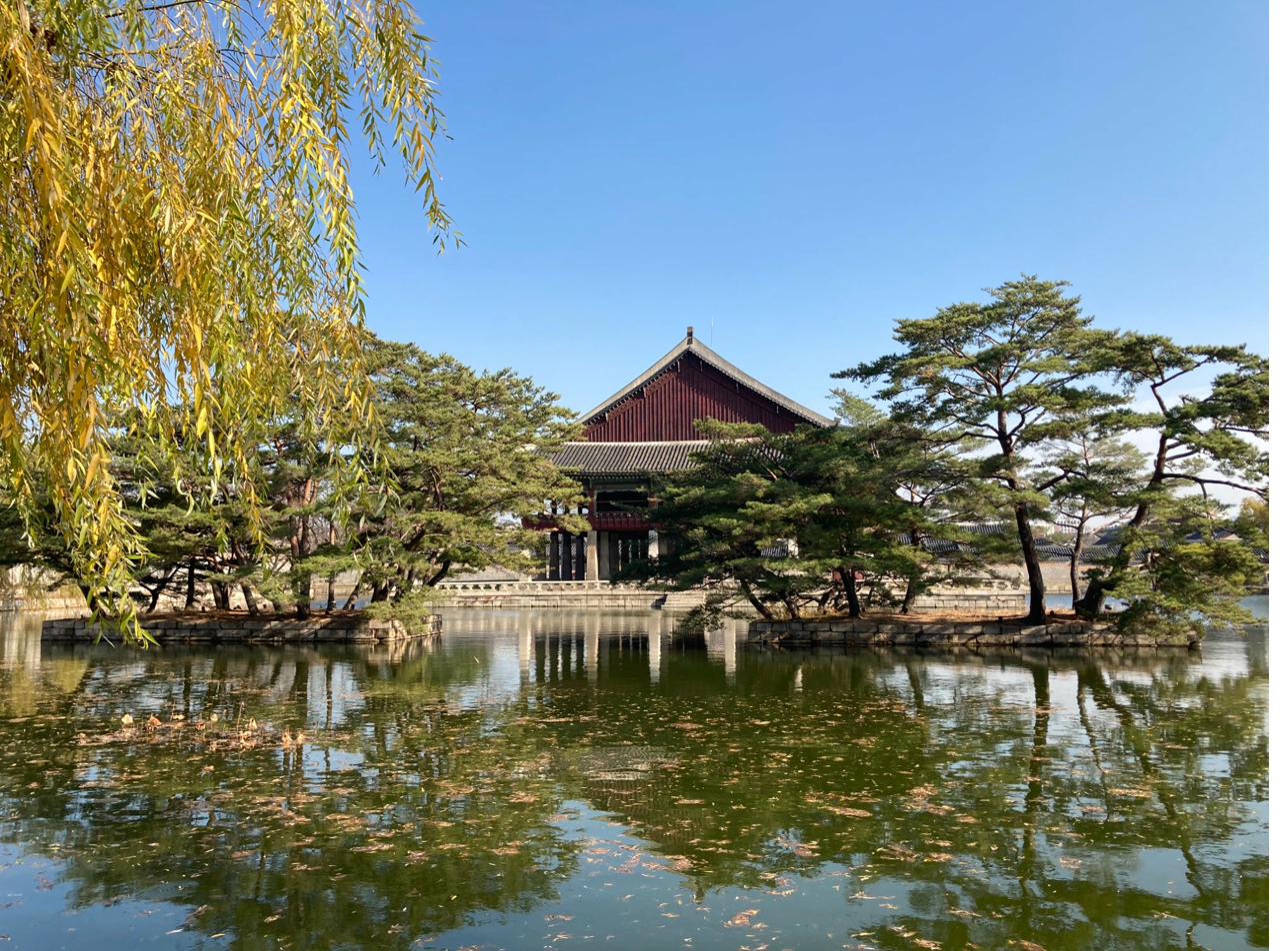 Gyeonghoeru Pavillon im Teich, Gyeongbokgung